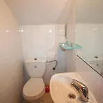 3 Bedroom Amazing In Prázdninový dům Torrevieja