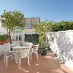 3 Bedroom Amazing In Holiday home